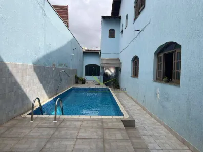 Sobrado com 3 Quartos à venda, 155m² no Parque Suzano, Suzano