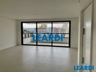 Apartamento com 3 Quartos à venda, 187m² no Vila Romana, São Paulo
