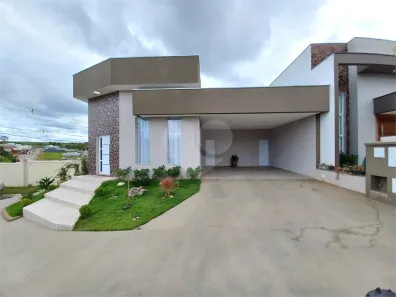 Casa de Condomínio com 3 Quartos à venda, 214m² no Wanel Ville, Sorocaba