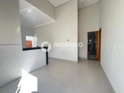 Casa com 2 Quartos à venda, 54m² no Jardim Europa, Uberlândia