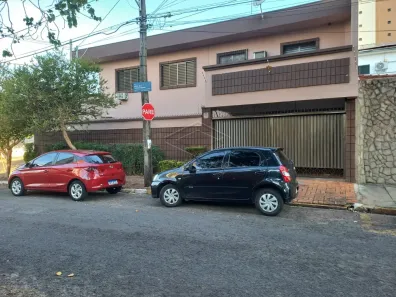 Sobrado com 3 Quartos à venda, 243m² no Vila Altinópolis, Bauru