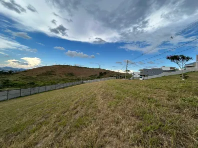 Lote/Terreno à venda, 614m² no São Pedro, Juiz de Fora