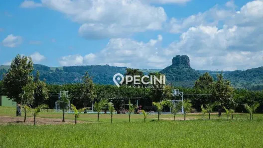 Lote/Terreno à venda, 420m² no Estância Cavalinno, Analândia