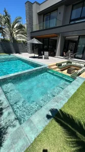 Casa com 4 Quartos para alugar, 550m² no Jurerê Internacional, Florianópolis