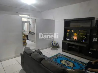 Casa com 2 Quartos à venda, 87m² no Parque Aeroporto, Taubaté