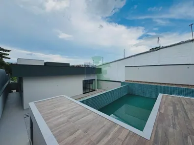 Sobrado com 4 Quartos à venda, 545m² no Vila Zezé, Jacareí