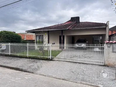 Casa com 4 Quartos à venda, 175m² no Vila Nova, Joinville