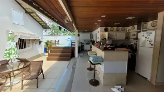 Casa com 3 Quartos à venda, 130m² no Itaipu, Niterói