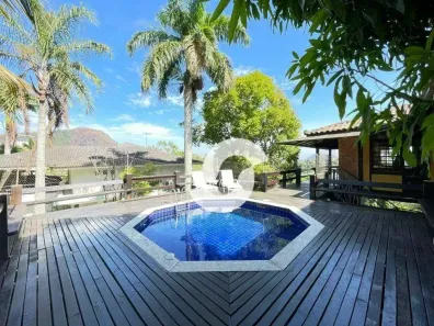 Casa de Condomínio com 3 Quartos à venda, 209m² no Maceió, Niterói