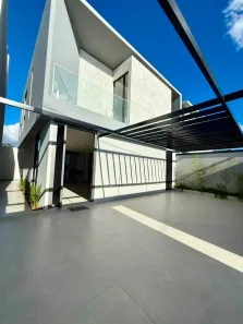 Sobrado com 4 Quartos à venda, 200m² no Luiz Gonzaga, Caruaru