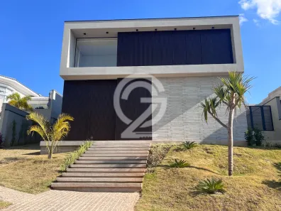 Sobrado com 4 Quartos para alugar, 560m² no Residencial Jatibela, Campinas