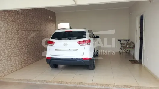 Casa com 3 Quartos à venda, 189m² no Vila Harmonia, Araraquara
