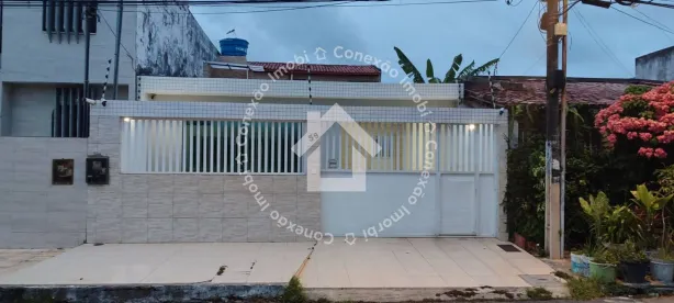 Casa com 3 Quartos à venda, 200m² no Jabotiana, Aracaju