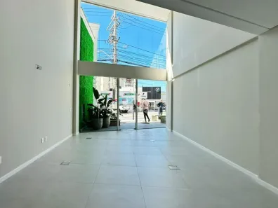 Ponto Comercial à venda, 77m² no Trindade, Florianópolis