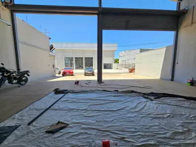 Galpão/Depósito/Armazém para alugar, 340m² no Garavelo Residencial Park, Aparecida de Goiânia