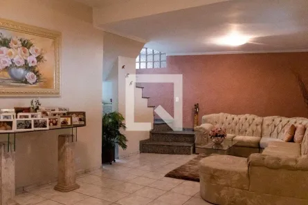 Casa com 3 Quartos à venda, 270m² no Alves Dias, São Bernardo do Campo