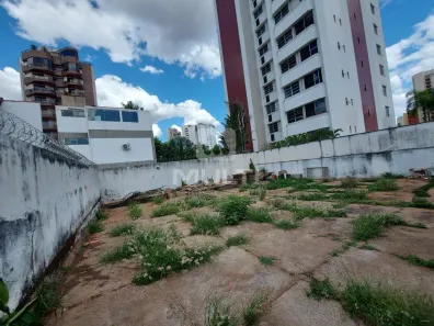 Lote/Terreno com 1 Quarto à venda, 400m² no Osvaldo Rezende, Uberlândia