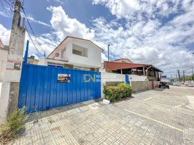 Imóvel Comercial com 4 Quartos para alugar, 300m² no Lagoa Nova, Natal