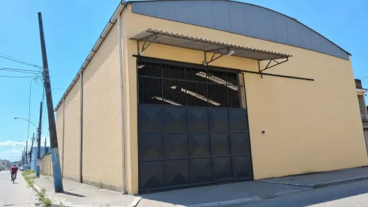 Galpão/Depósito/Armazém para alugar, 400m² no Paraíso, Nova Iguaçu