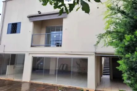 Casa com 4 Quartos à venda, 250m² no Setor Urias Magalhães, Goiânia