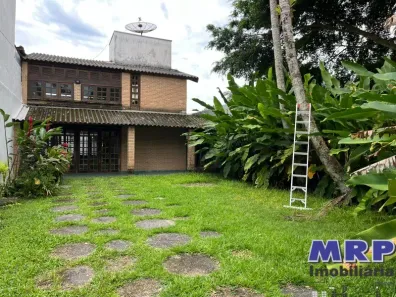 Sobrado com 3 Quartos à venda, 143m² no Maranduba, Ubatuba