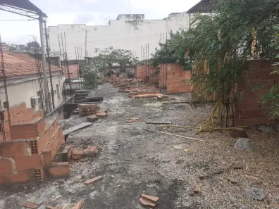Lote/Terreno à venda, 400m² no Sampaio, Rio de Janeiro