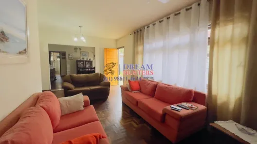 Casa com 4 Quartos à venda, 200m² no Guabirotuba, Curitiba