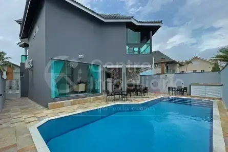 Casa de Condomínio com 4 Quartos à venda, 288m² no , Peruíbe