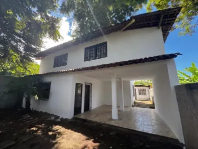 Casa com 2 Quartos para alugar, 173m² no Jardim Atlântico Oeste (Itaipuaçu), Maricá