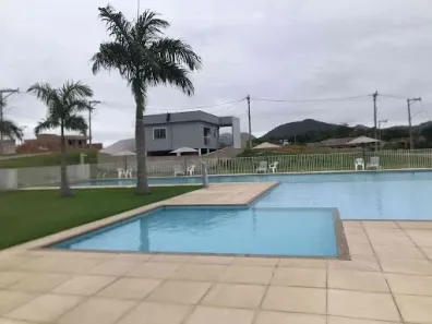 Lote/Terreno à venda, 240m² no Ubatiba, Maricá