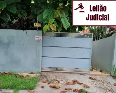 Casa com 3 Quartos à venda, 106m² no Jardim Maringá, Sinop