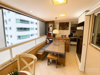 Apartamento com 3 Quartos para alugar, 103m² no Centro, Balneário Camboriú