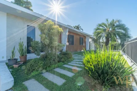Casa com 3 Quartos à venda, 159m² no Costa e Silva, Joinville