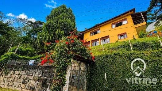 Casa com 3 Quartos à venda, 197m² no Cascatinha, Nova Friburgo