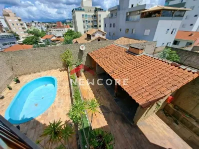 Casa com 5 Quartos à venda, 375m² no Fernão Dias, Belo Horizonte