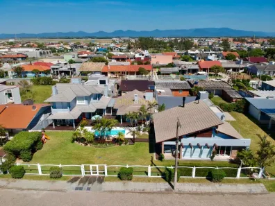 Casa com 6 Quartos à venda, 412m² no XANGRI-LÁ, Xangri-lá