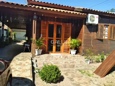 Casa com 3 Quartos à venda, 54m² no Olaria, Canoas
