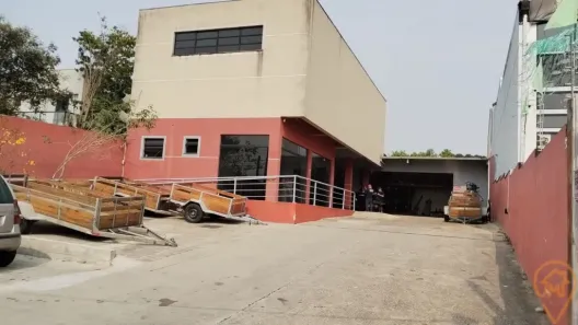 Galpão/Depósito/Armazém à venda, 563m² no Alto Boqueirão, Curitiba