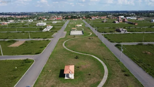 Lote/Terreno à venda, 140m² no Novo Horizonte, Feira de Santana