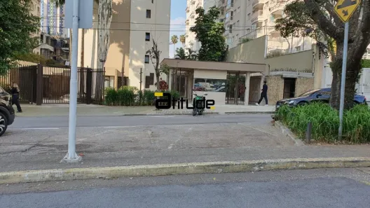Apartamento com 4 Quartos para alugar, 90m² no Alphaville Centro Industrial e Empresarial/Alphaville., Barueri