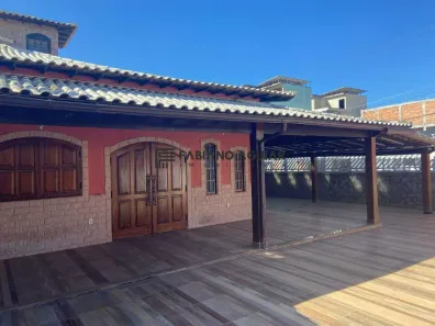 Casa com 4 Quartos à venda, 180m² no Vila Capri, Araruama