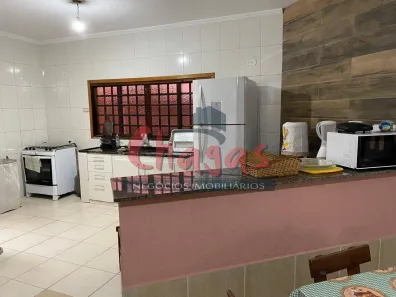 Casa com 3 Quartos à venda, 150m² no Balneário Gardem Mar, Caraguatatuba