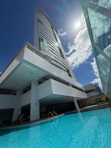 Apartamento com 4 Quartos para alugar, 130m² no Maurício de Nassau, Caruaru