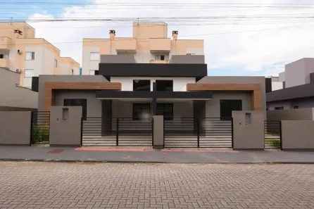Casa com 3 Quartos à venda, 100m² no Sertão do Maruim, São José
