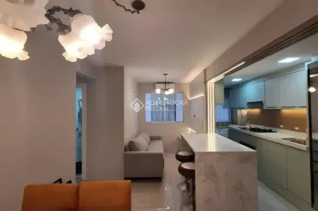 Apartamento com 2 Quartos para alugar, 48m² no Serraria, São José