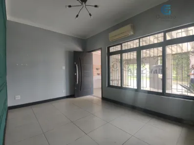 Imóvel Comercial com 2 Quartos para alugar, 70m² no Vila Valença, São Vicente