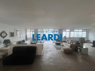 Apartamento com 3 Quartos à venda, 212m² no Cerqueira César, São Paulo