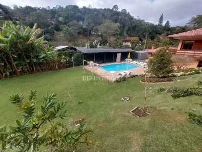Galpão/Depósito/Armazém com 14 Quartos à venda, 550m² no Albuquerque, Teresópolis