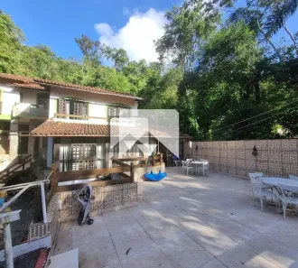Casa com 4 Quartos à venda, 600m² no Vila Progresso, Niterói