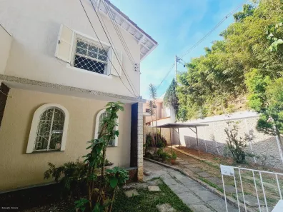 Sobrado com 3 Quartos à venda, 184m² no Jardim Ivana, São Paulo
